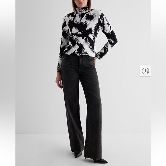 New EXPRESS Printed Mock Neck Padded Shoulder Sweater medium - Picture 4 of 12